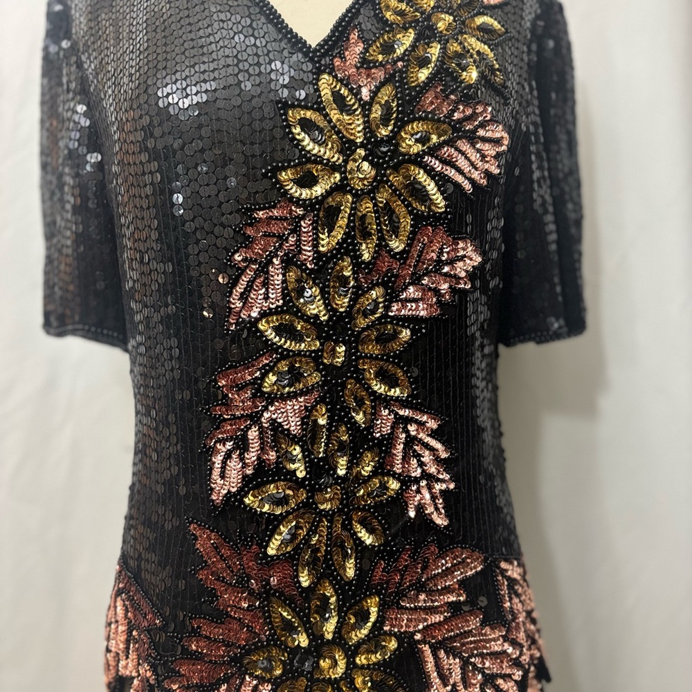 Vintage 80s Chic Sequin Top with Floral Embellishments